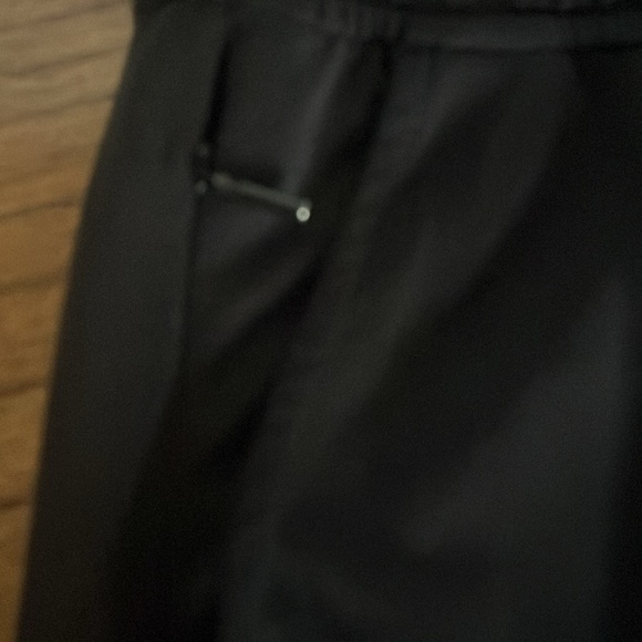 Athleta Seasoft Mid Rise Straight Crop Black Size MP New Without Tag - Picture 11 of 16